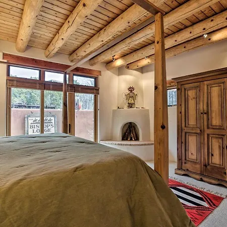Holiday home Adobe-style W/ Views < 5 Mi To Plaza Santa Fe